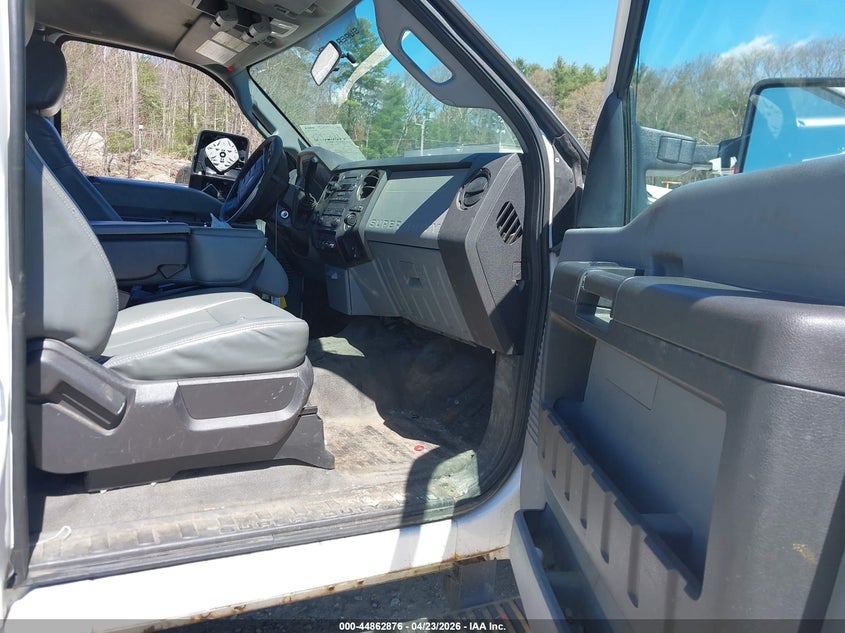 2016 FORD F-250 auction photo 5