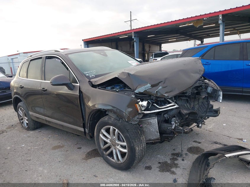 2016 Volkswagen Touareg Tdi Sport W/Technology