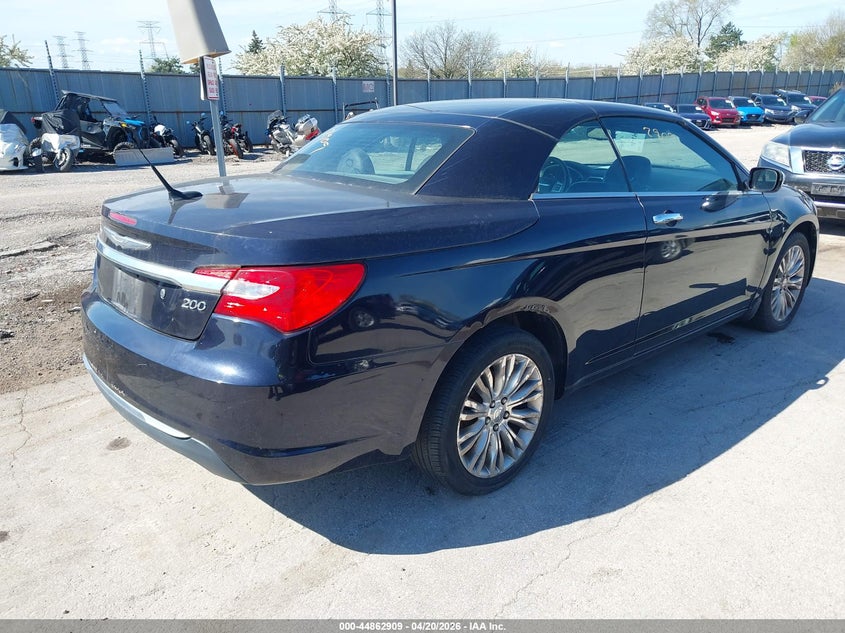 2011 Chrysler 200 Limited