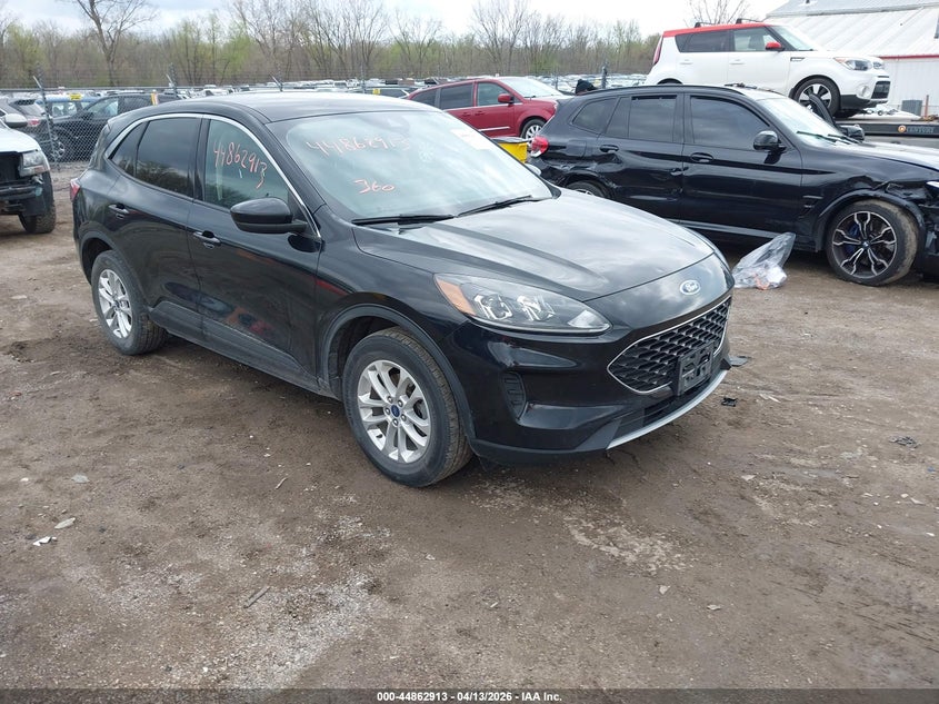 2020 FORD ESCAPE SE