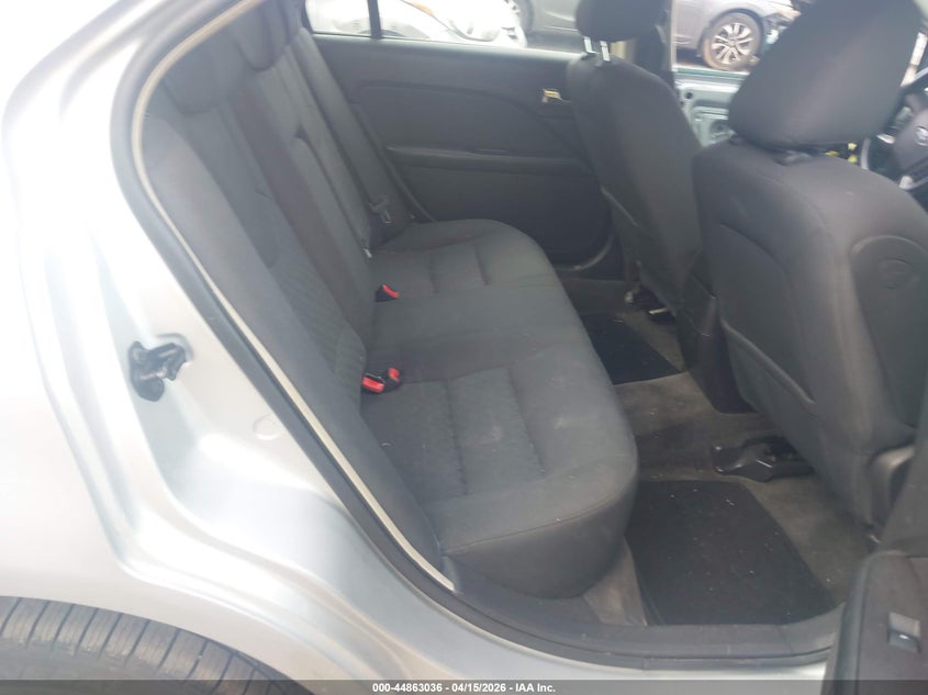 2010 Ford Fusion Se VIN: 3FAHP0HA2AR266137 Lot: 44863036