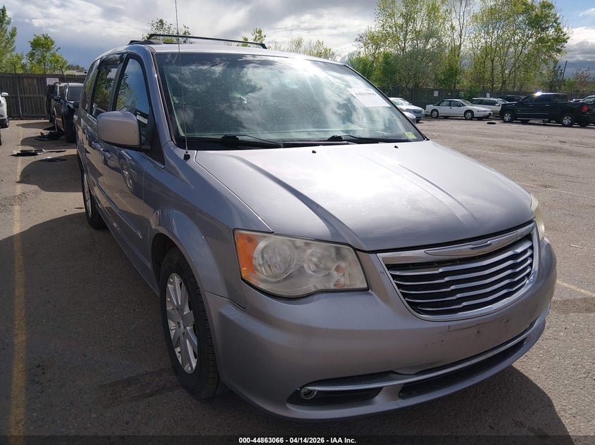 2014 Chrysler Town & Country Touring