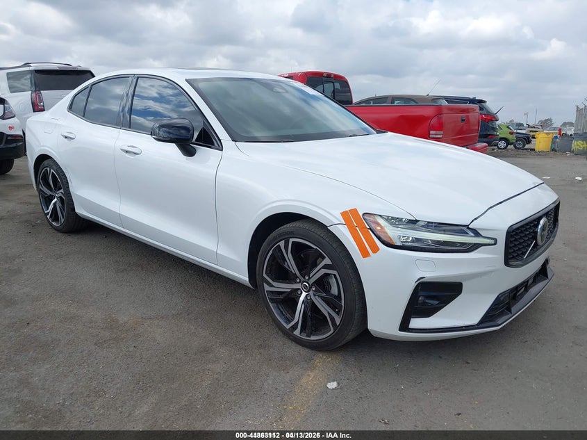 7JRL12TK8RG290545 2024 Volvo S60 B5 Core Dark Theme auction photo 1