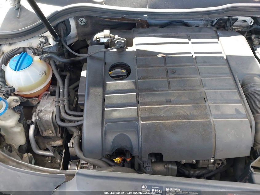 2008 Volkswagen Passat Komfort VIN: WVWLK73C88E062721 Lot: 44863152