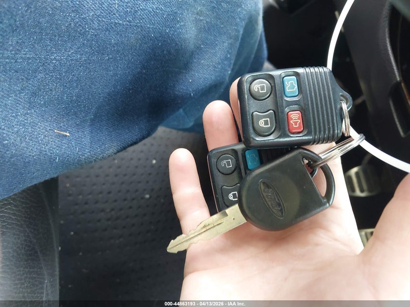 2008 Ford Mustang Gt Deluxe/Gt Premium VIN: 1ZVHT82H485177819 Lot: 44863193