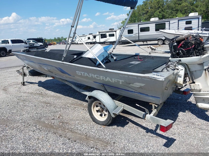1996 STARCRAFT FISHER auction photo 3