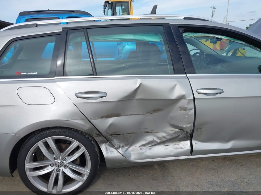 2017 Volkswagen Golf Sportwagen Tsi S/Tsi Se/Tsi Sel VIN: 3VWC17AUXHM511239 Lot: 44863216