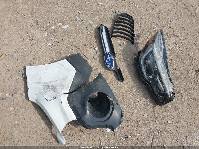 2018 Subaru Outback 3.6R Touring VIN: 4S4BSETC3J3274794 Lot: 44863277