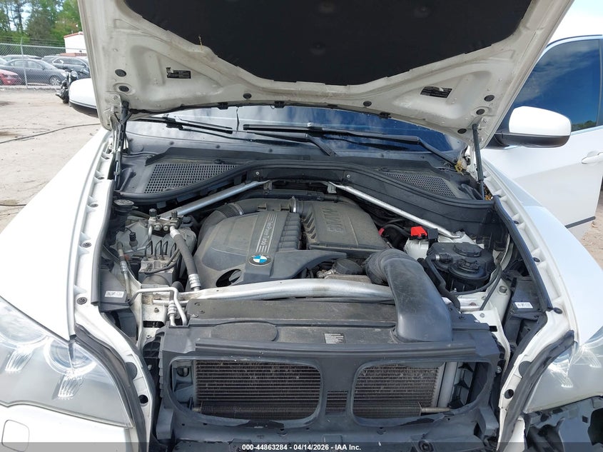 2013 BMW X5 xDrive35I/xDrive35I Premium/xDrive35I Sport Activity VIN: 5UXZV4C50D0E11641 Lot: 44863284