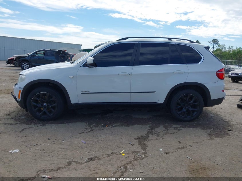 2013 BMW X5 xDrive35I/xDrive35I Premium/xDrive35I Sport Activity VIN: 5UXZV4C50D0E11641 Lot: 44863284