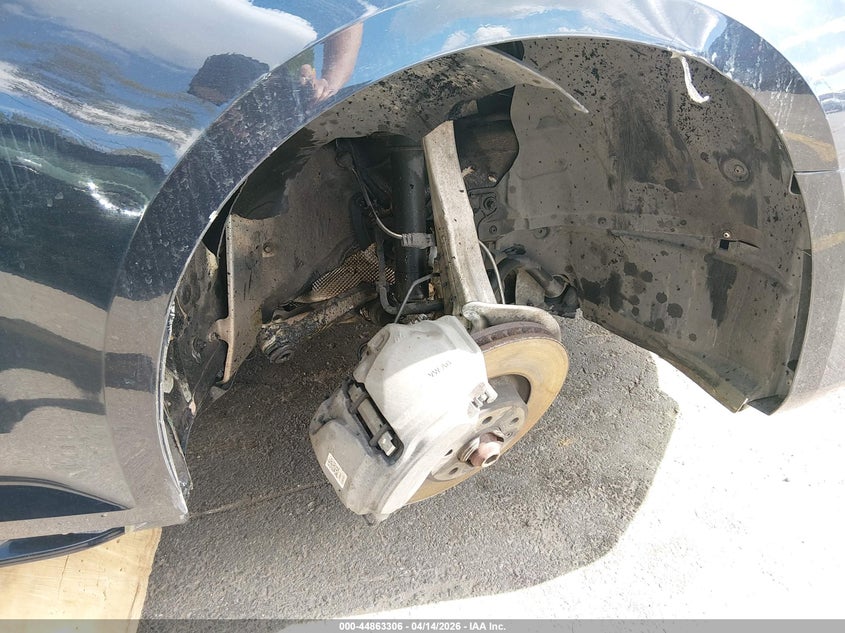 2017 Audi A4 2.0T Premium VIN: WAUENAF41HN018705 Lot: 44863306