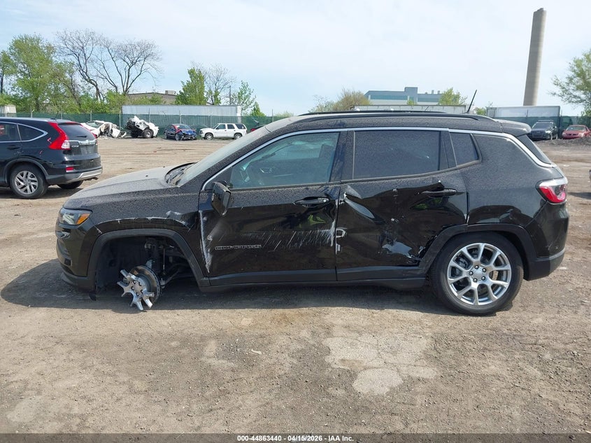 2024 Jeep Compass Latitude Lux Fwd VIN: 3C4NJDFN2RT112683 Lot: 44863440