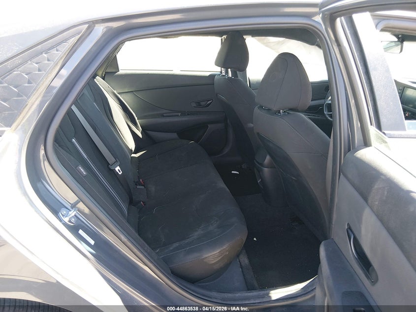 2025 Hyundai Elantra Sel Sport VIN: KMHLM4DG2SU978166 Lot: 44863538