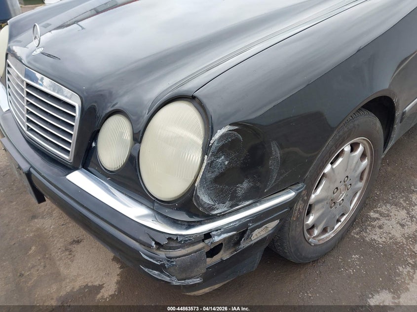 1998 Mercedes-Benz E 320 VIN: WDBJF65F7WA602821 Lot: 44863573