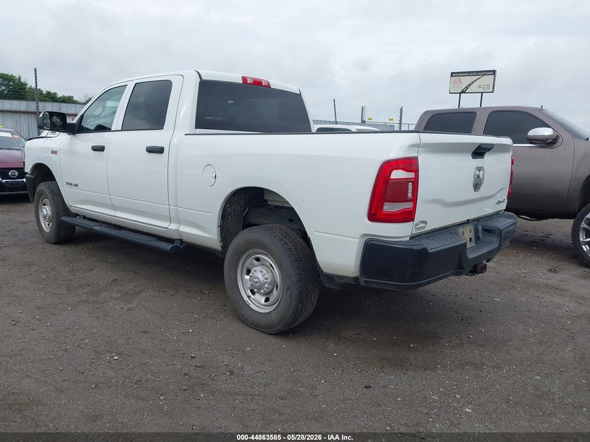 Vin: 3c6ur5cj7ng270779, lot: 45360897, ram 2500 tradesman  4x4 6'4 box 20223