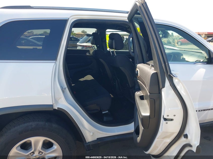 2017 Jeep Grand Cherokee Laredo 4X2 VIN: 1C4RJEAG7HC663833 Lot: 44863629