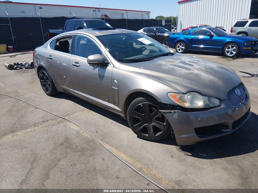 2010 JAGUAR XF