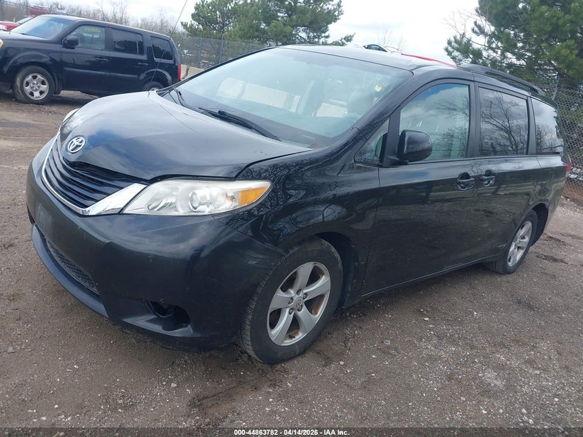 2011 Toyota Sienna Le V6