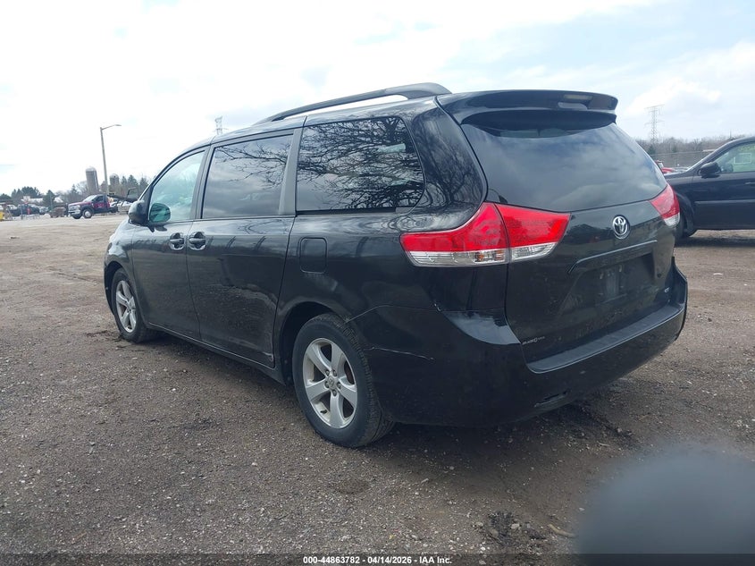 2011 Toyota Sienna Le V6
