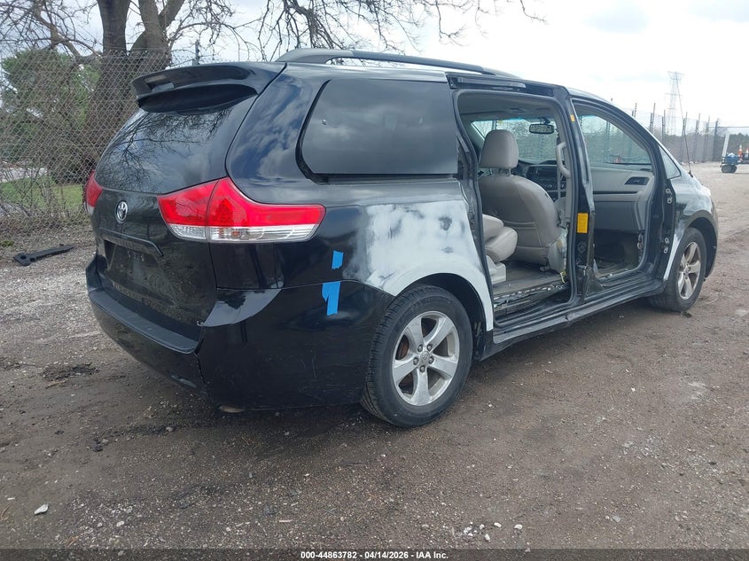 2011 Toyota Sienna Le V6