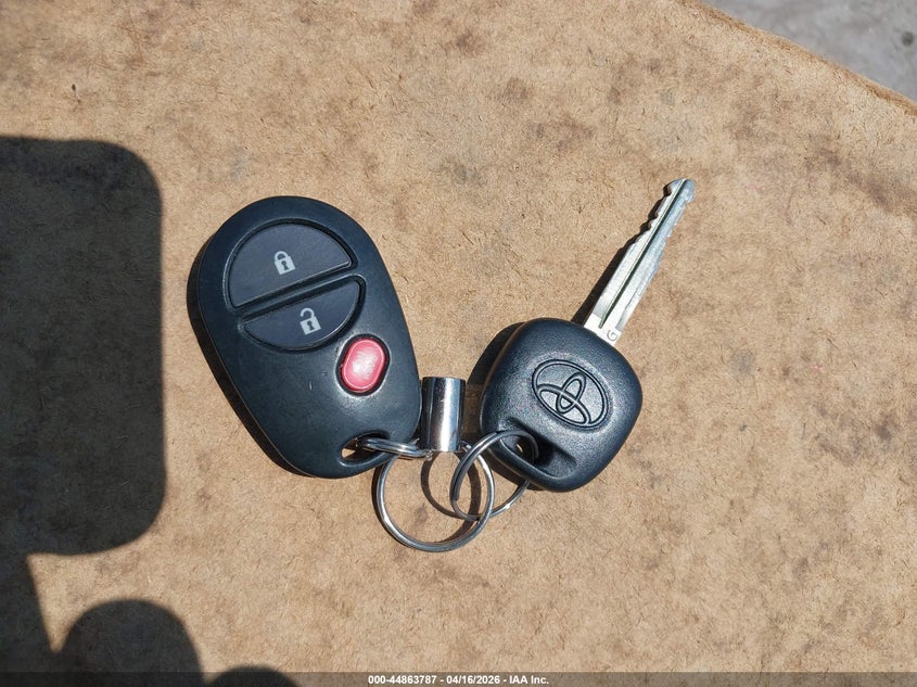 2017 Toyota Tundra Limited 5.7L V8 VIN: 5TFHW5F19HX594749 Lot: 44863787