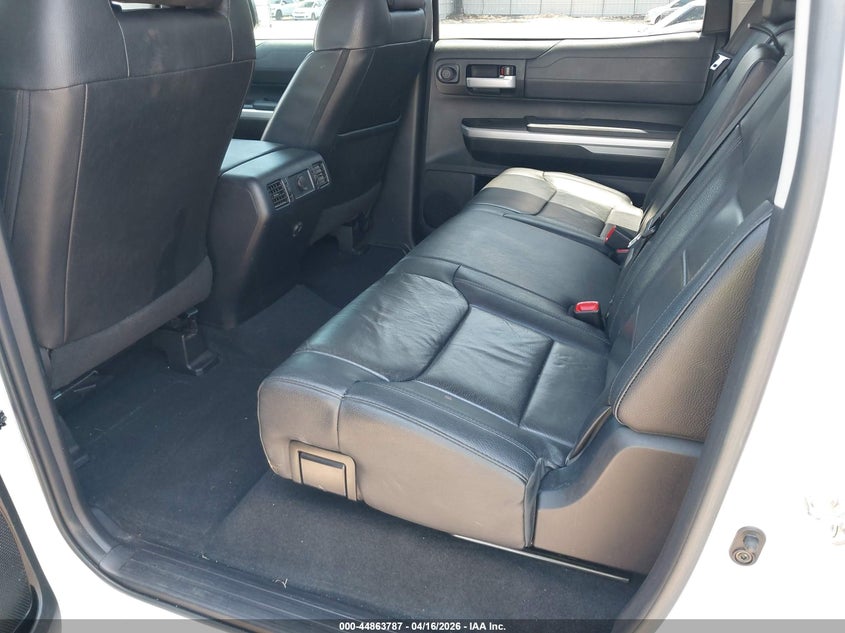 2017 Toyota Tundra Limited 5.7L V8 VIN: 5TFHW5F19HX594749 Lot: 44863787