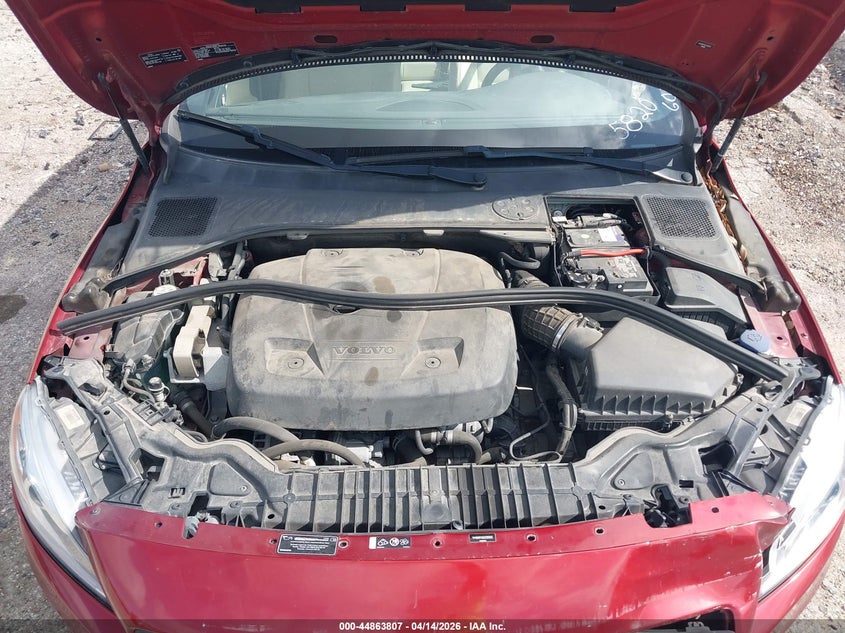 2016 Volvo S60 T6 Drive-E Platinum VIN: YV149MFM2G2395820 Lot: 44863807