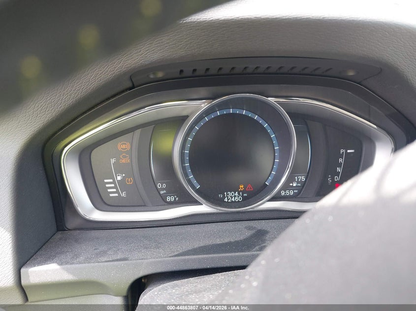 2016 Volvo S60 T6 Drive-E Platinum VIN: YV149MFM2G2395820 Lot: 44863807