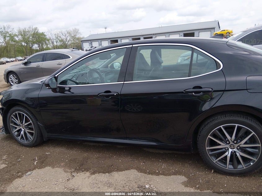 2022 Toyota Camry Xle Hybrid VIN: 4T1F31AK1NU572066 Lot: 44863836