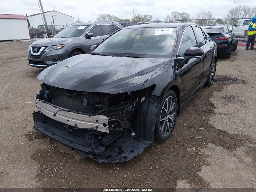 2022 Toyota Camry Xle Hybrid VIN: 4T1F31AK1NU572066 Lot: 44863836