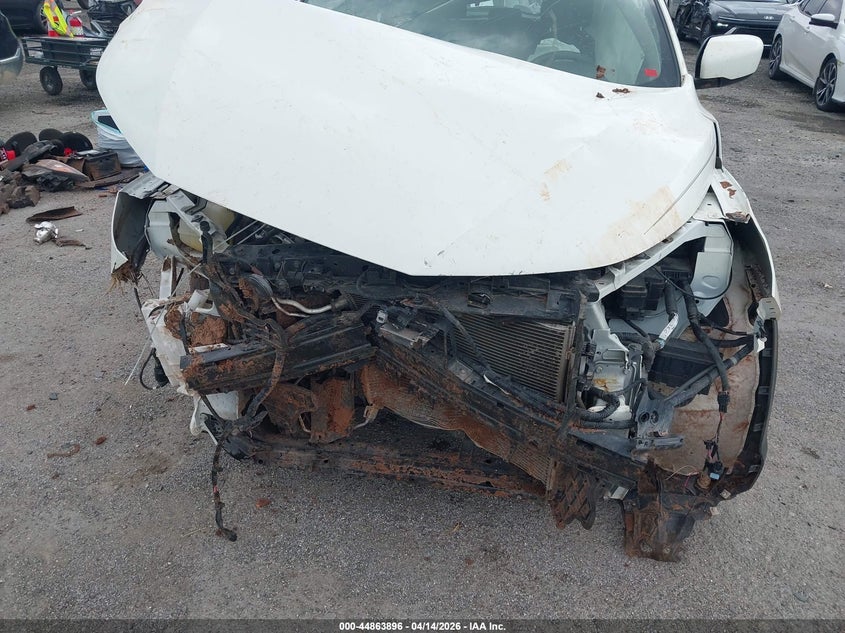 2021 NISSAN ROGUE SPORT auction photo 6