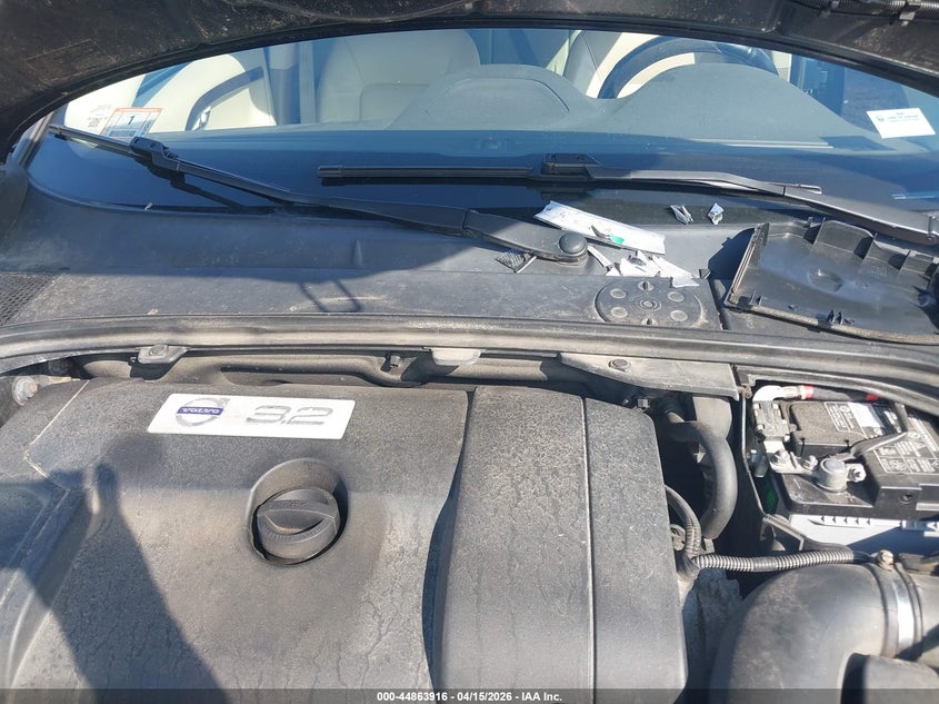 2012 Volvo Xc70 3.2 Premier VIN: YV4940BZXC1130533 Lot: 44863916