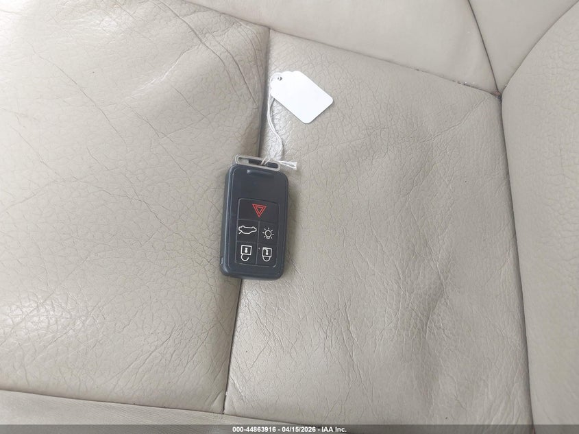 2012 Volvo Xc70 3.2 Premier VIN: YV4940BZXC1130533 Lot: 44863916