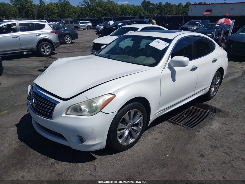2012 INFINITI M37X auction photo 2