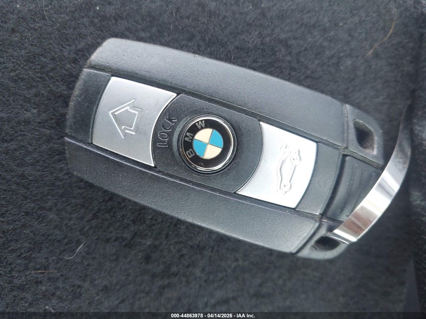 2013 BMW X1 Sdrive28I VIN: WBAVM1C5XDVW44294 Lot: 44863978