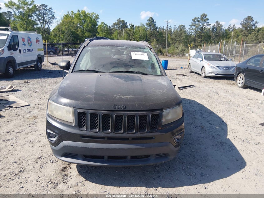 2014 Jeep Compass 2.0 Altitude black Lot 111044864100 Vin 1C4NJCBAXED887259