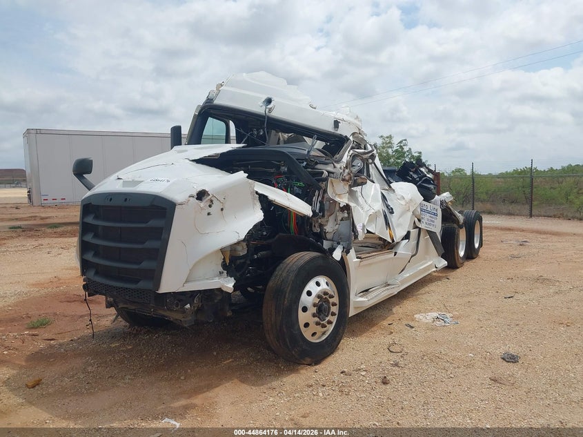 2022 Freightliner New Cascadia 126