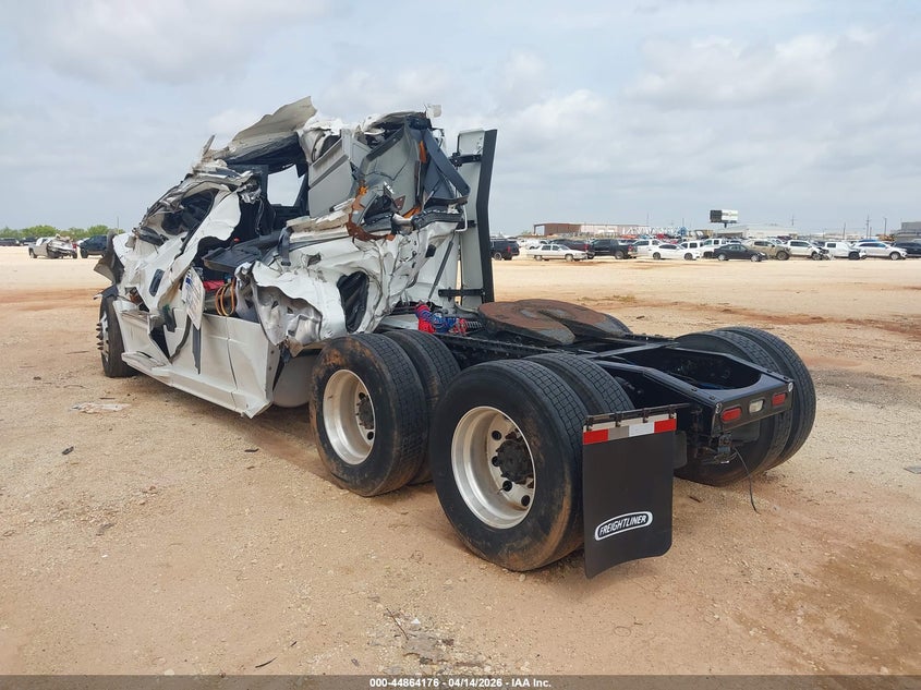 2022 Freightliner New Cascadia 126
