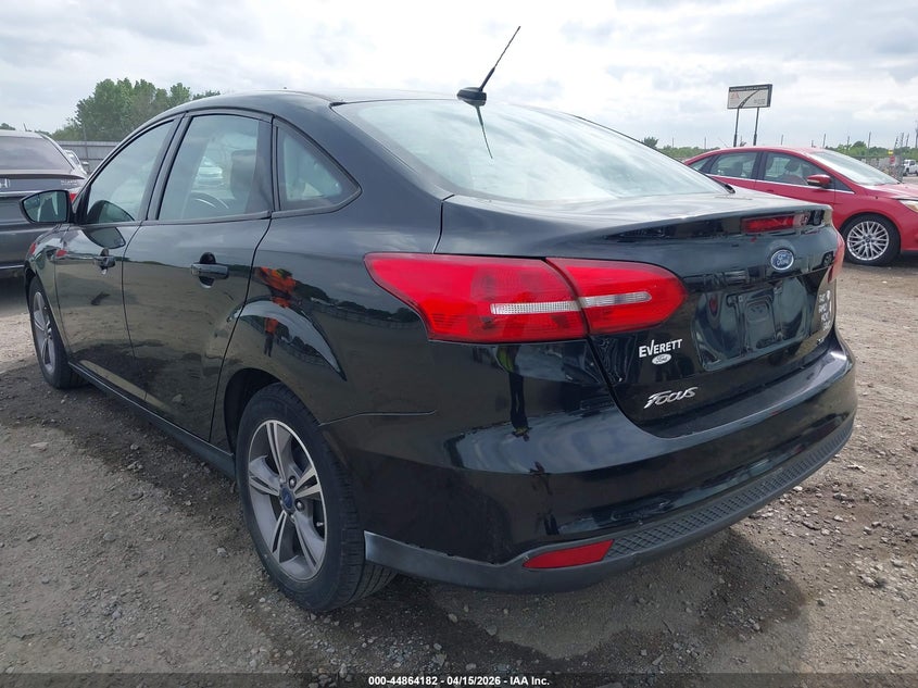 2018 Ford Focus Se VIN: 1FADP3F25JL308049 Lot: 44864182