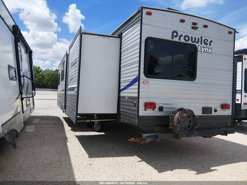 2019 HEARTLAND PROWLER 32LX auction photo 3