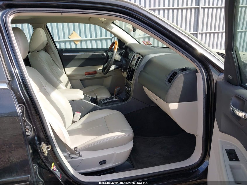 2005 Chrysler 300 Touring