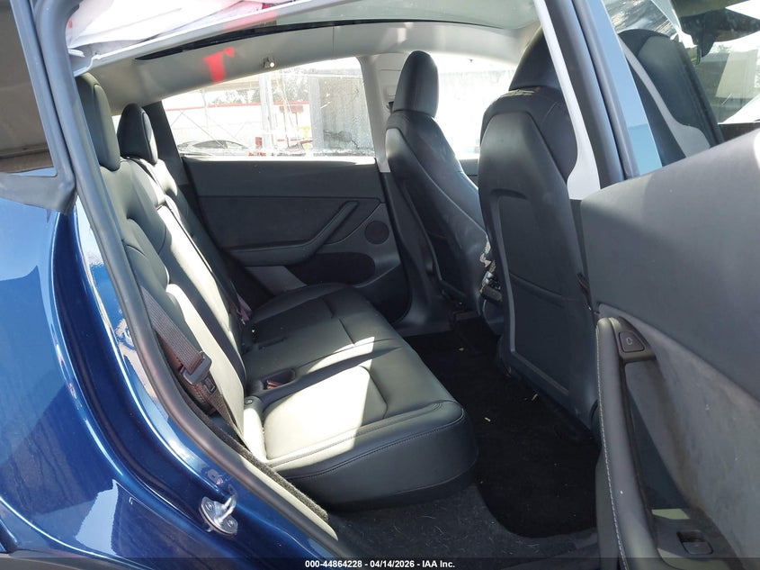 2023 Tesla Model y Awd Long Range Dual Motor All-Wheel Drive blue Lot 111044864228 Vin 7SAYGDEE7PF938117