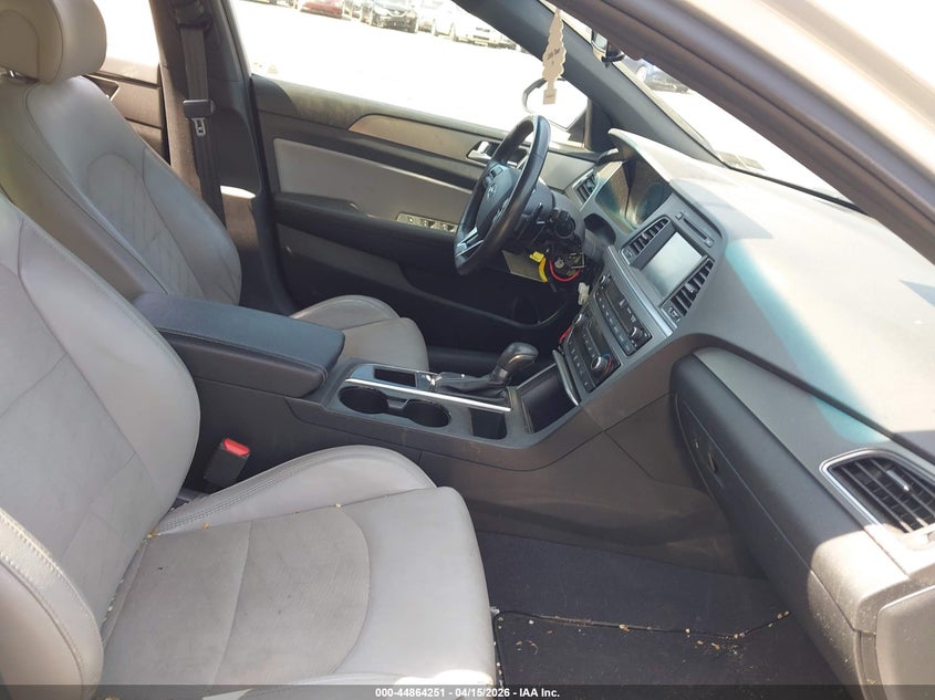 2017 Hyundai Sonata Sport 2.0T VIN: 5NPE34AB9HH498296 Lot: 44864251