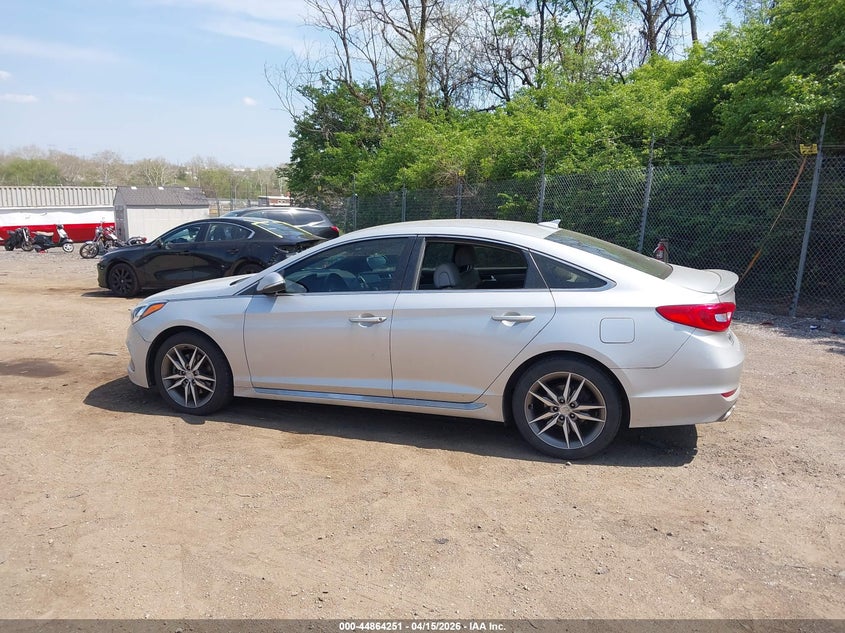 2017 Hyundai Sonata Sport 2.0T VIN: 5NPE34AB9HH498296 Lot: 44864251
