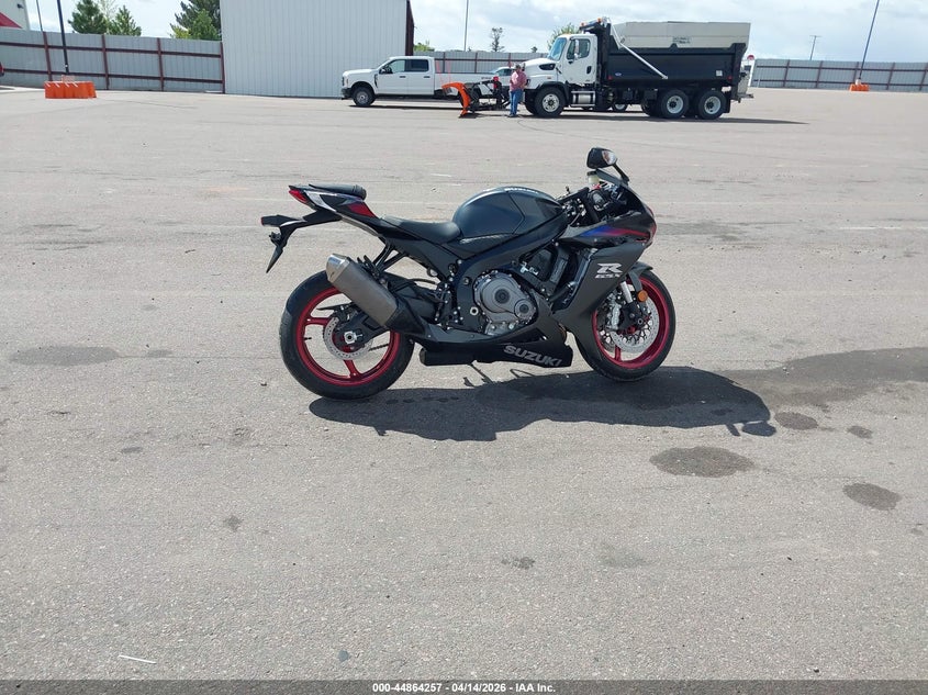 2026 Suzuki Gsx-R600 VIN: JS1GN7FA4T7100214 Lot: 44864257