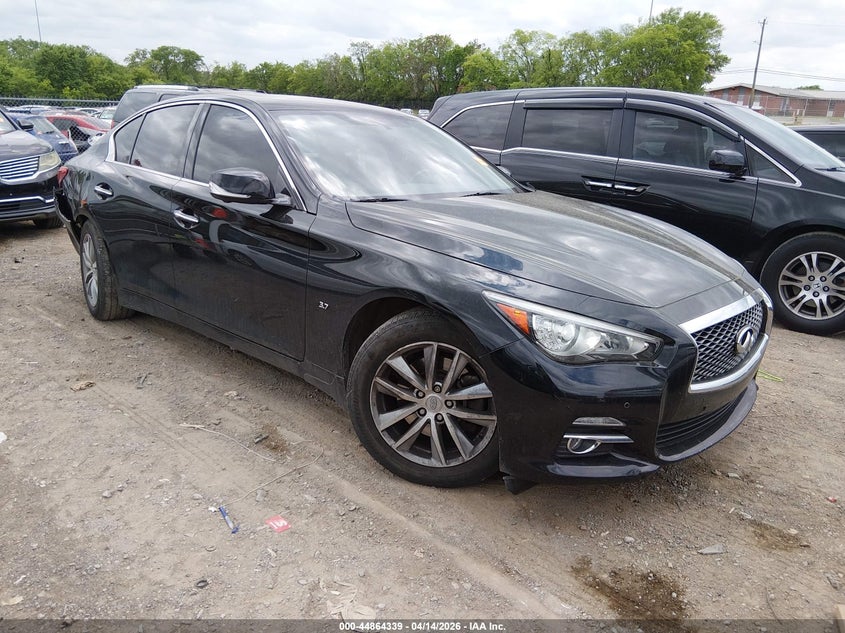 2015 Infiniti Q50 Premium