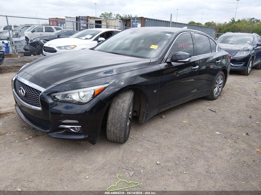 2015 Infiniti Q50 Premium