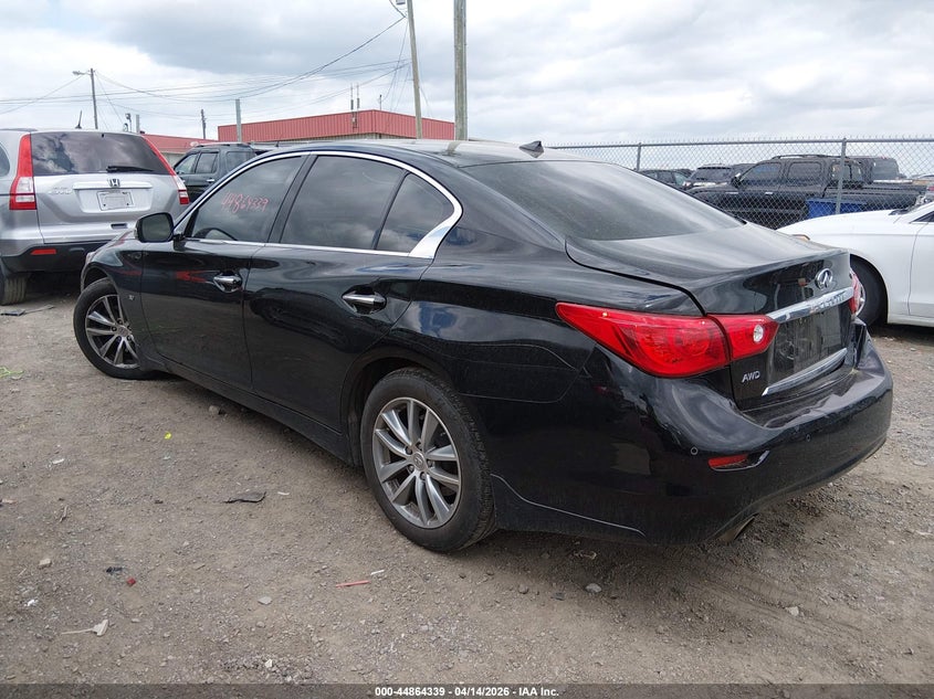 2015 Infiniti Q50 Premium
