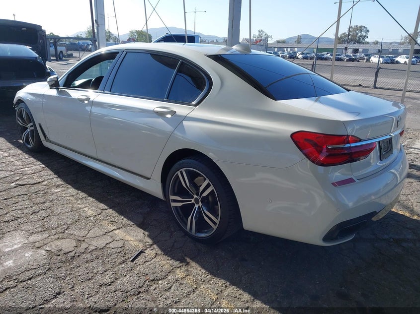 2017 BMW 7er 3.0 740i White Lot 111044864368 Vin WBA7E2C34HG741365