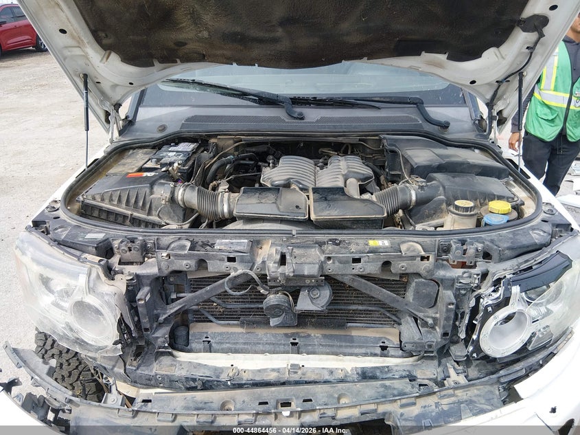 2011 Land Rover Lr4 VIN: SALAK2D46BA565852 Lot: 44864456